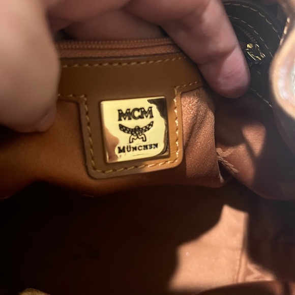 MCM SMALL COGNAC VISETOS DRAWSTRING BAG - Picture 16 of 16